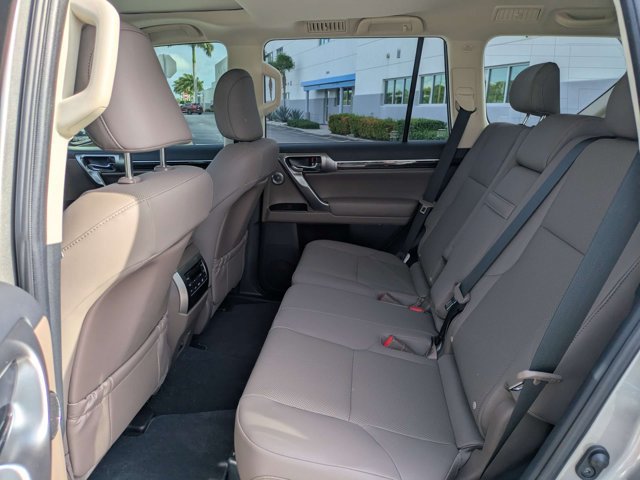 Used 2023 Lexus GX 460 Premium w/ Premium Plus Package AWD/4WD image 13