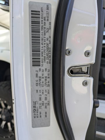 Used 2017 RAM 2500 SLT image 18