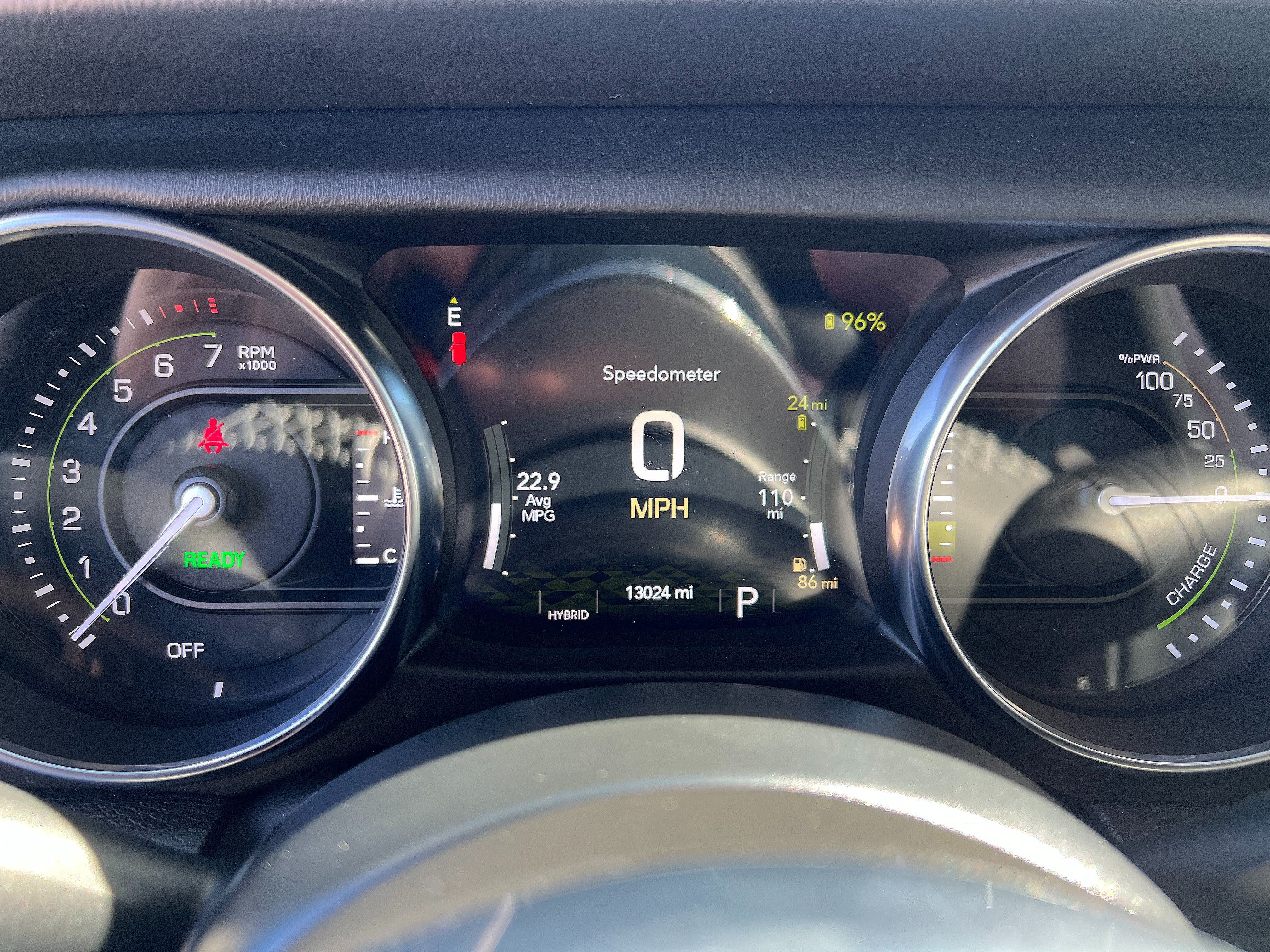 Used 2022 Jeep Wrangler Unlimited Sahara w/ Cold Weather Group AWD/4WD image 14
