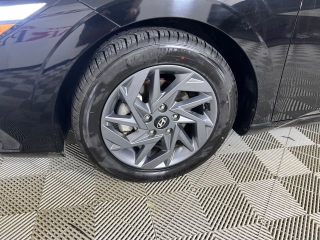 Used 2024 Hyundai Elantra SEL image 26