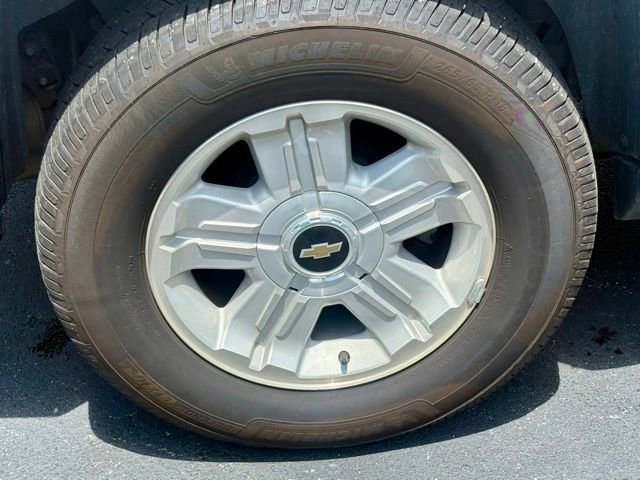 Used 2011 Chevrolet Tahoe LT w/ Suspension Package, Off-Road RWD image 30