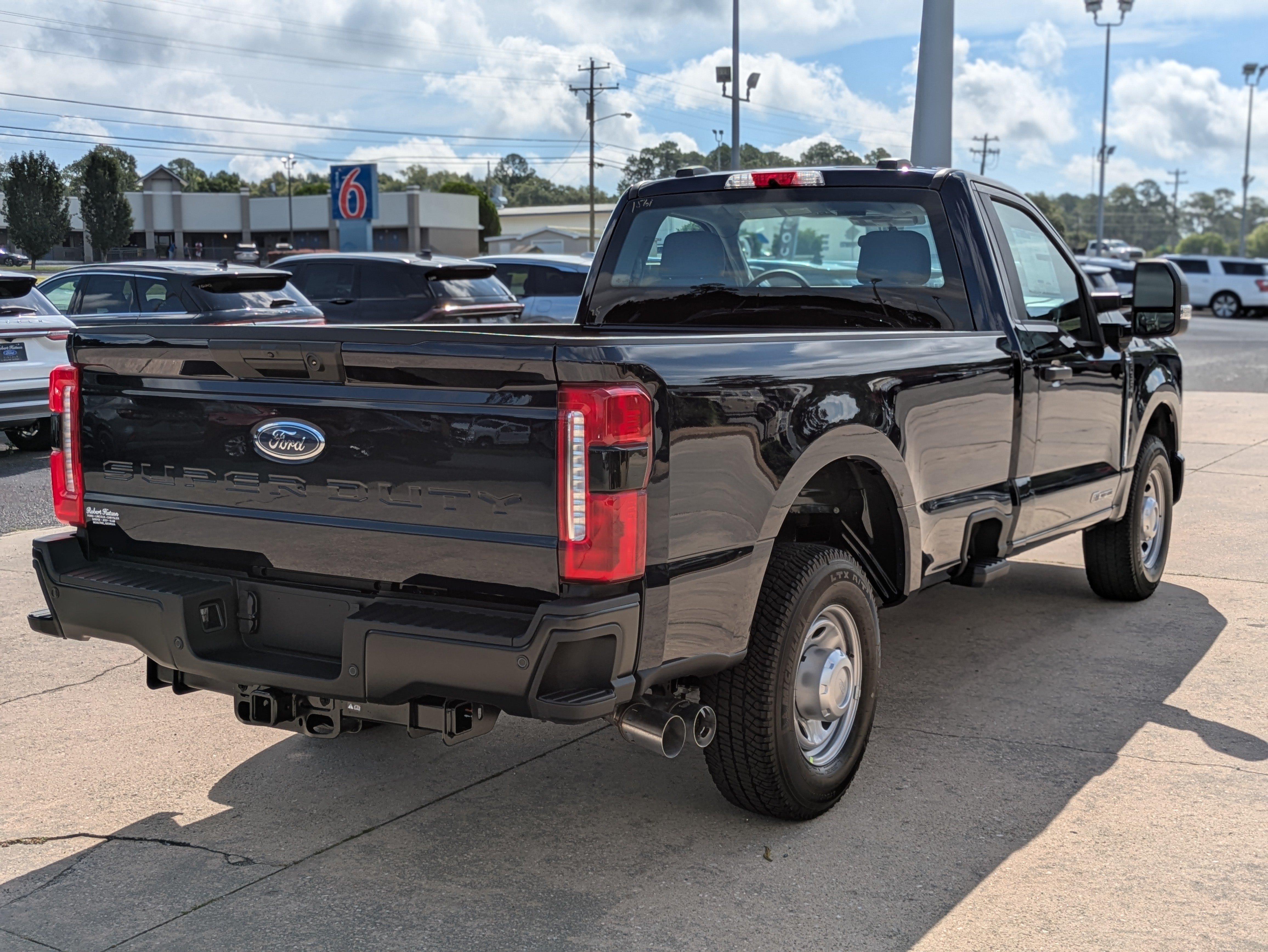 Used 2025 Ford F350 XL w/ 360-Degree Camera Package RWD image 6