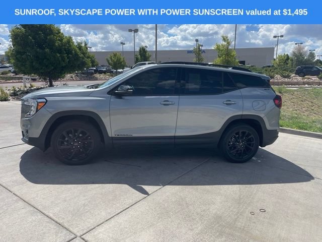Used 2023 GMC Terrain SLT w/ Elevation Edition AWD/4WD image 5