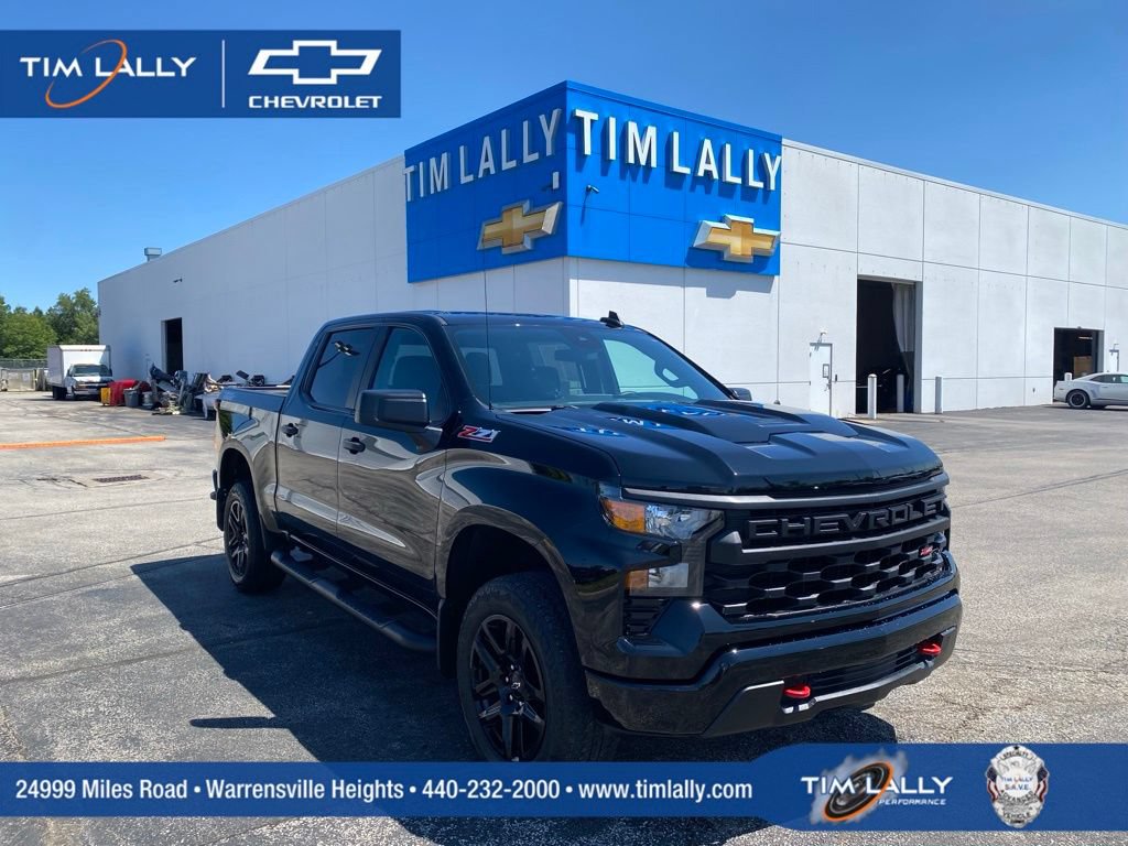 Certified 2023 Chevrolet Silverado 1500 Custom Trail Boss AWD/4WD image 1