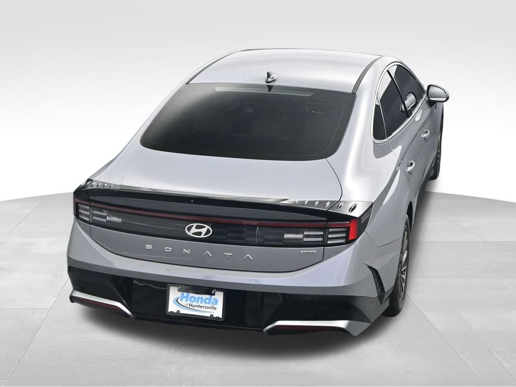 Used 2025 Hyundai Sonata SEL FWD image 29