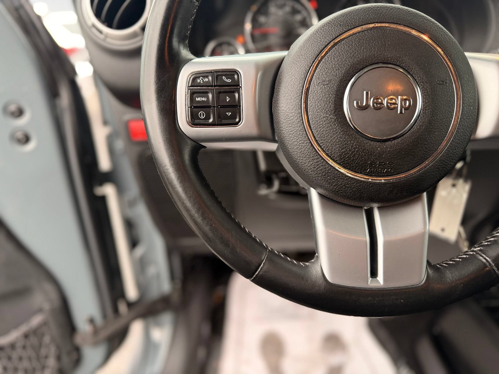 Used 2014 Jeep Wrangler Unlimited Rubicon AWD/4WD image 14