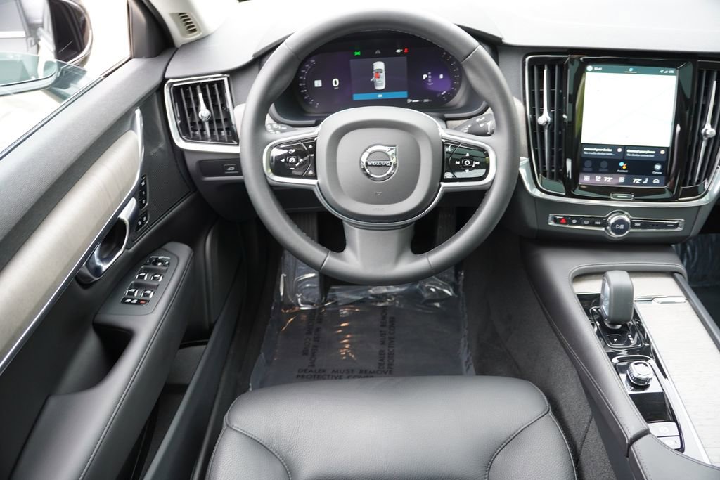 Used 2023 Volvo S90 B6 Plus w/ Protection Package Premier AWD/4WD image 21