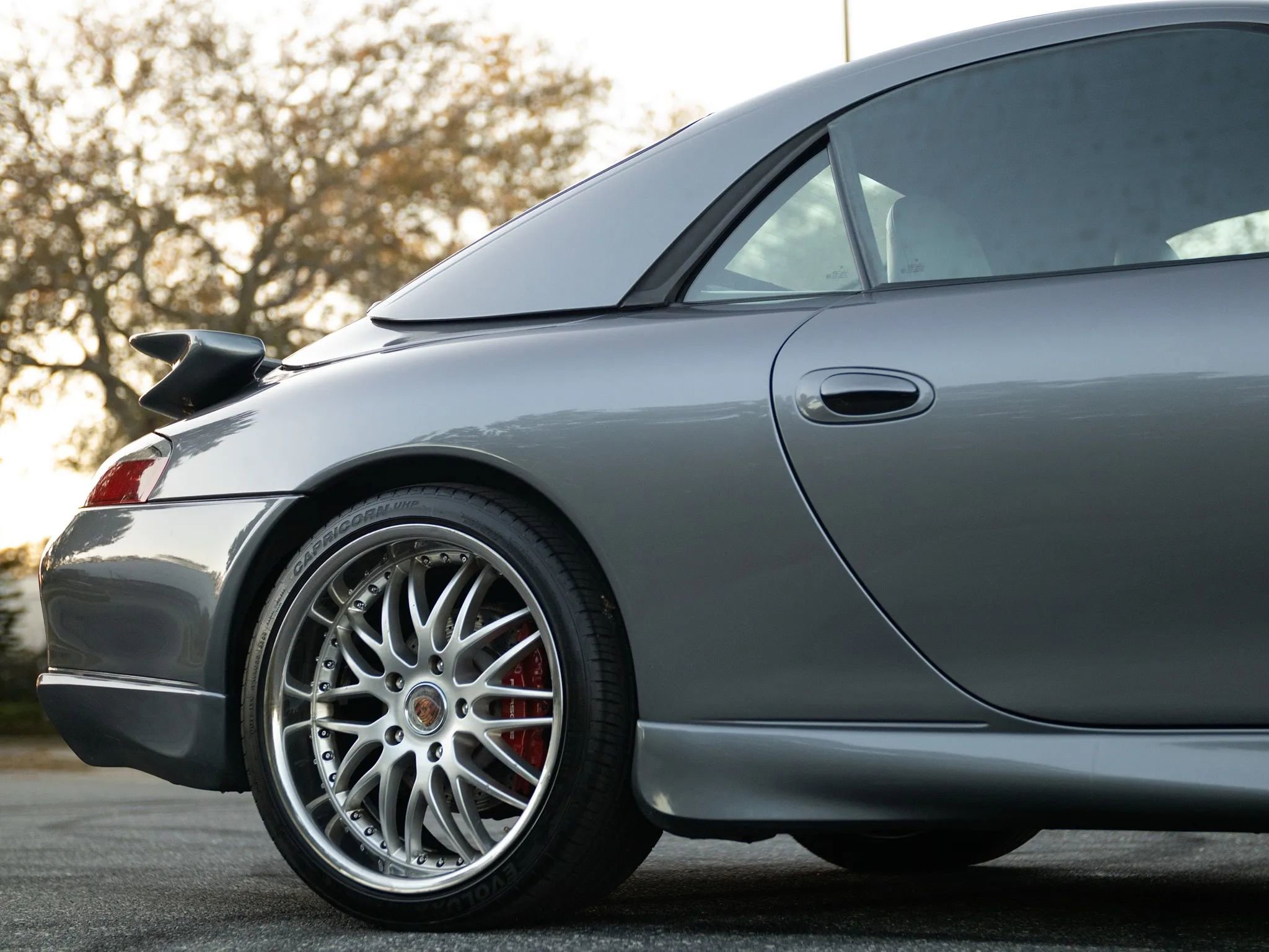 Used 2001 Porsche 911 Carrera 4 image 11