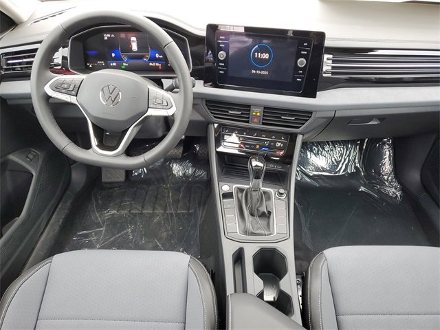 New 2025 Volkswagen Jetta SE image 11