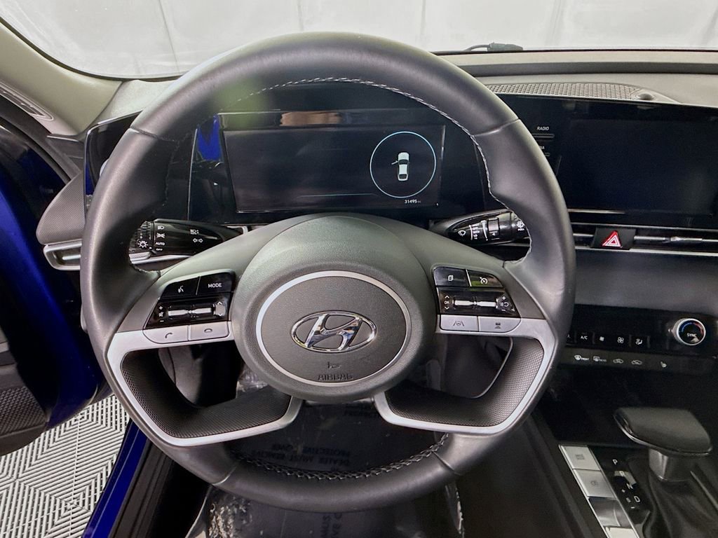 Certified 2021 Hyundai Elantra SEL w/ Convenience Package image 19