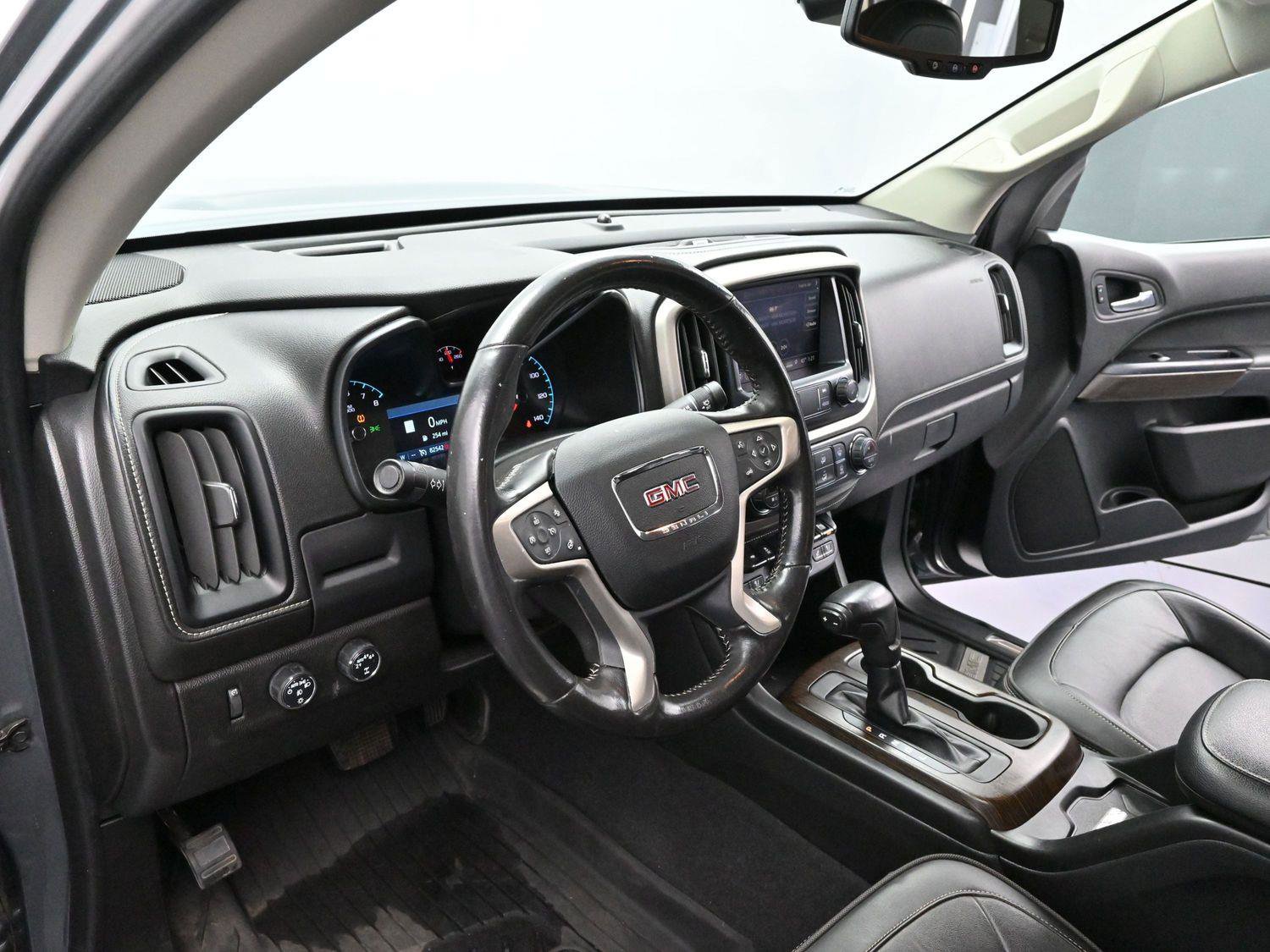 Used 2020 GMC Canyon Denali image 13