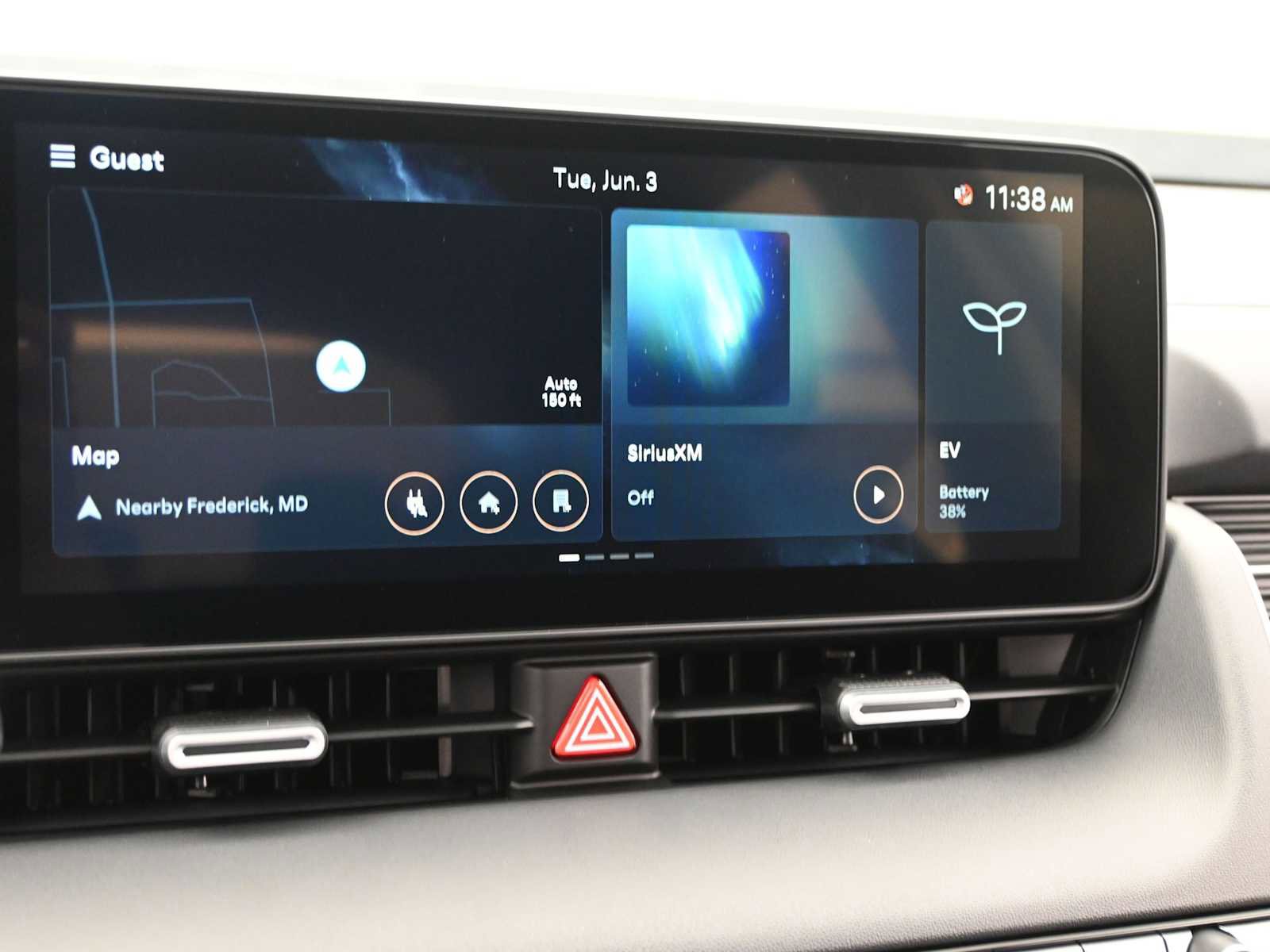 New 2025 Hyundai Ioniq 5 SE image 18