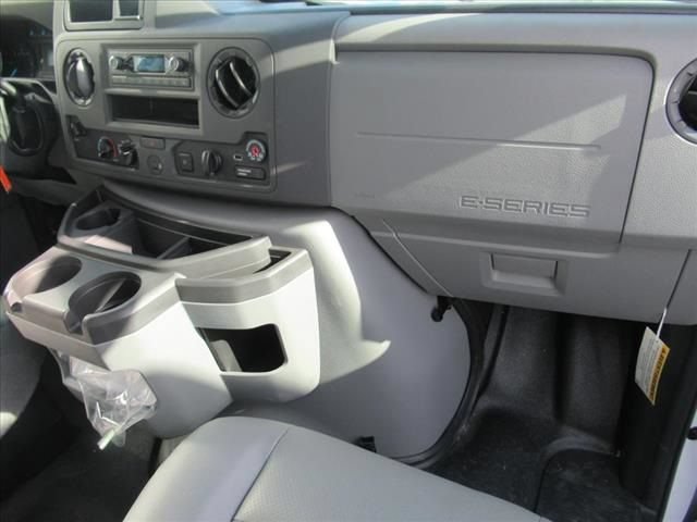 New 2024 Ford E-450 and Econoline 450 Super Duty w/ Power Windows & Locks Group RWD image 13