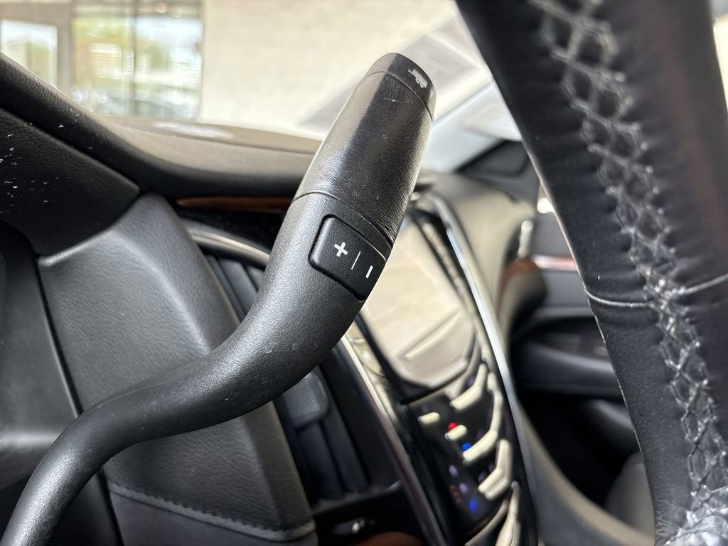 Used 2016 Cadillac Escalade ESV Premium AWD/4WD image 16