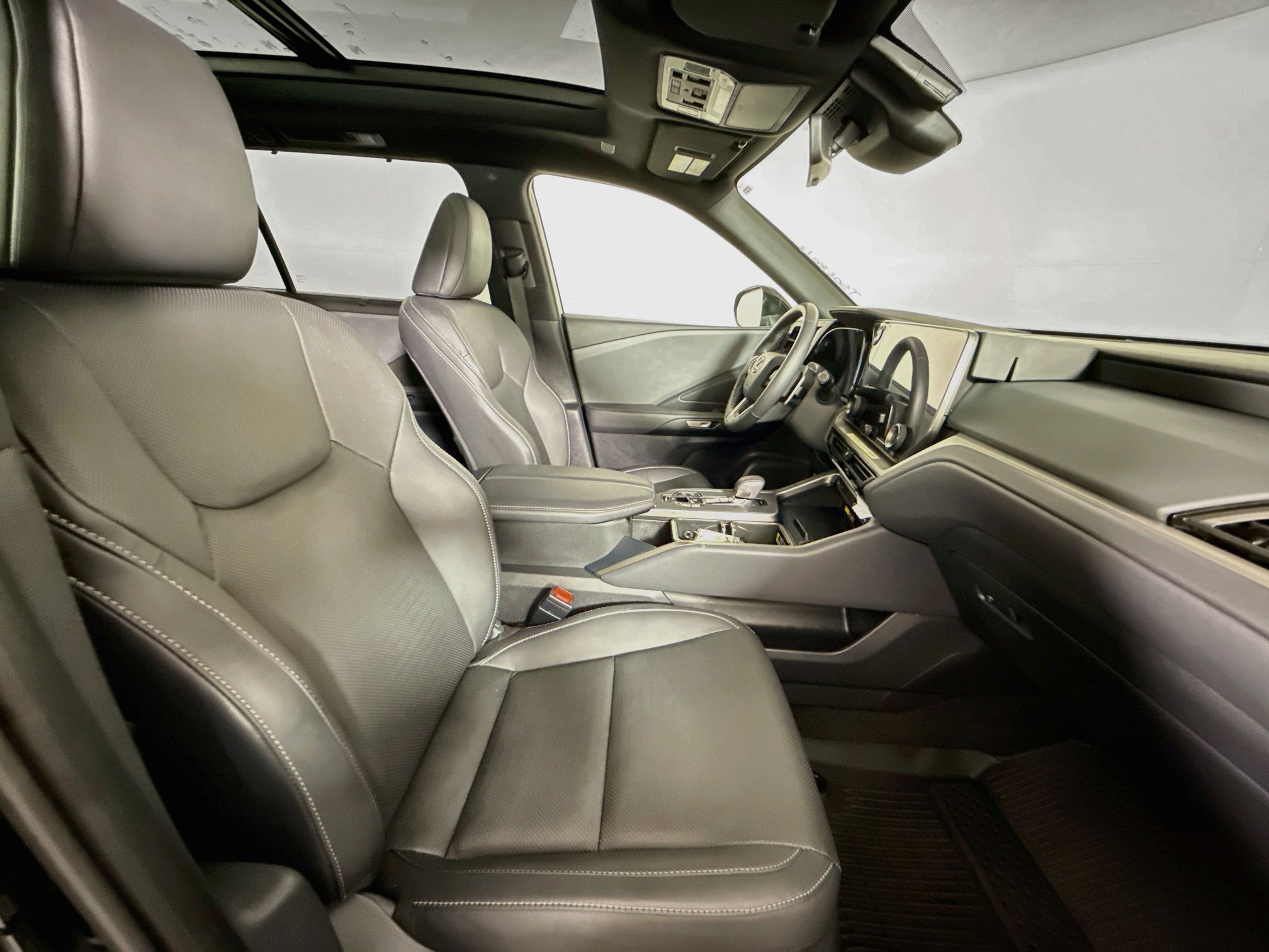 Used 2026 Lexus TX 350 AWD w/ Technology Package image 30