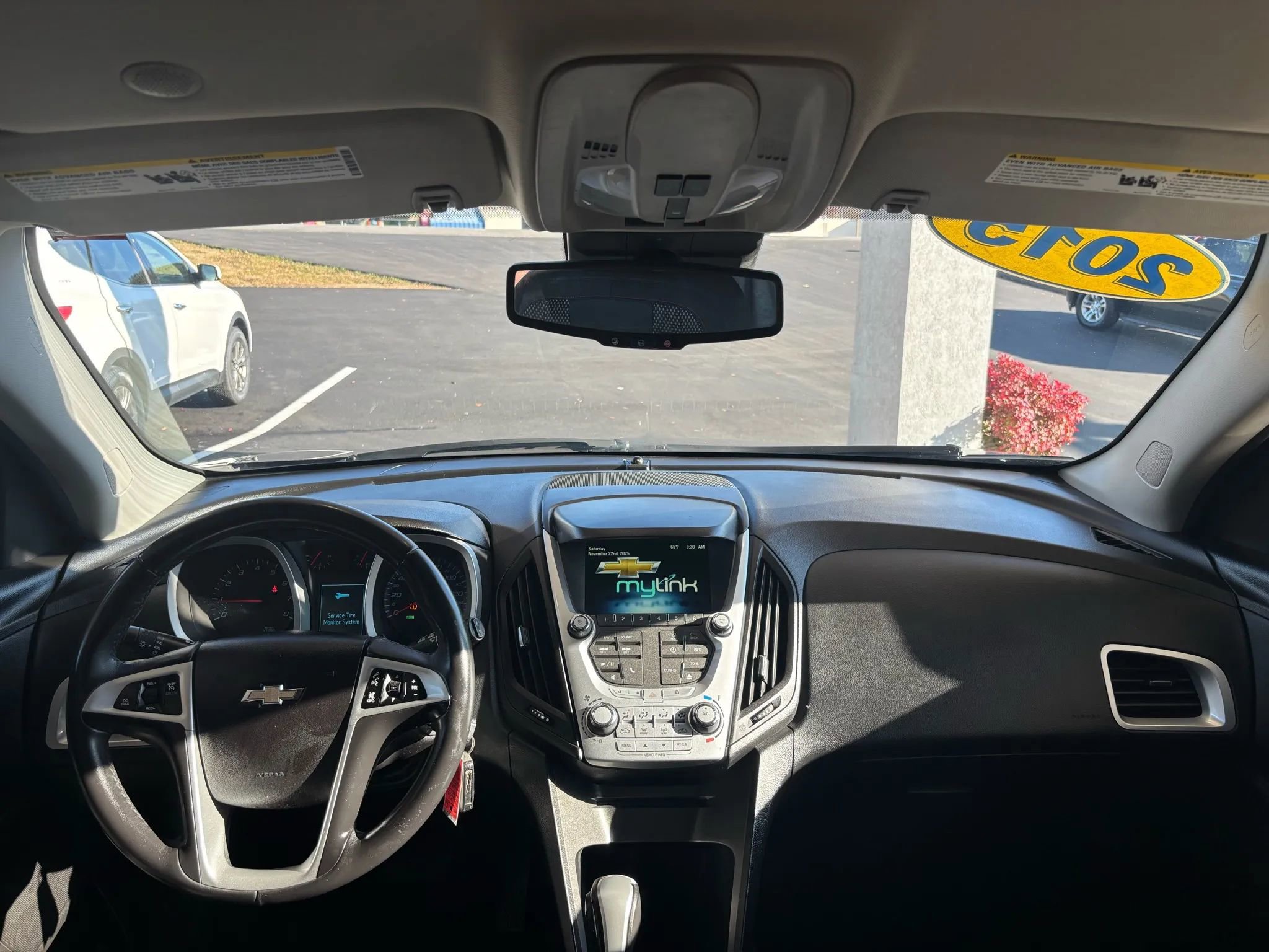 Used 2015 Chevrolet Equinox LT w/ Driver Convenience Package image 9