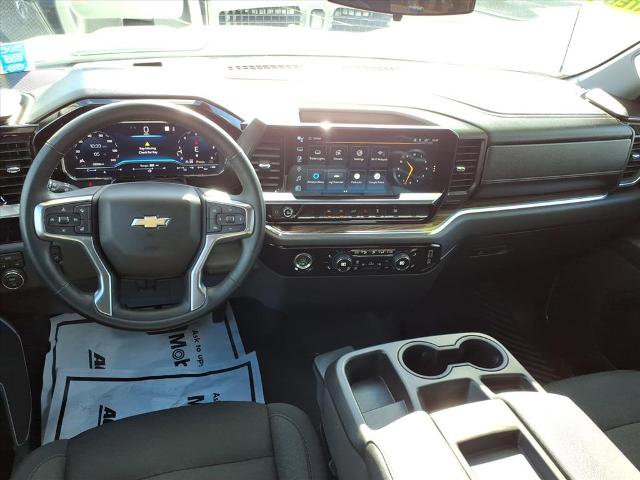 Used 2023 Chevrolet Silverado 1500 LT image 10