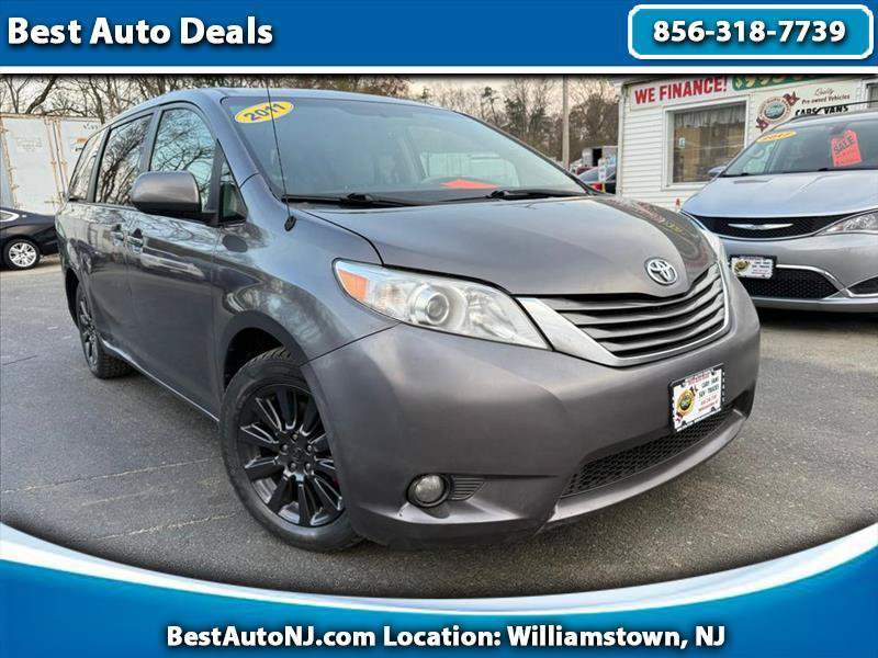 Used 2011 Toyota Sienna XLE AWD/4WD image 1