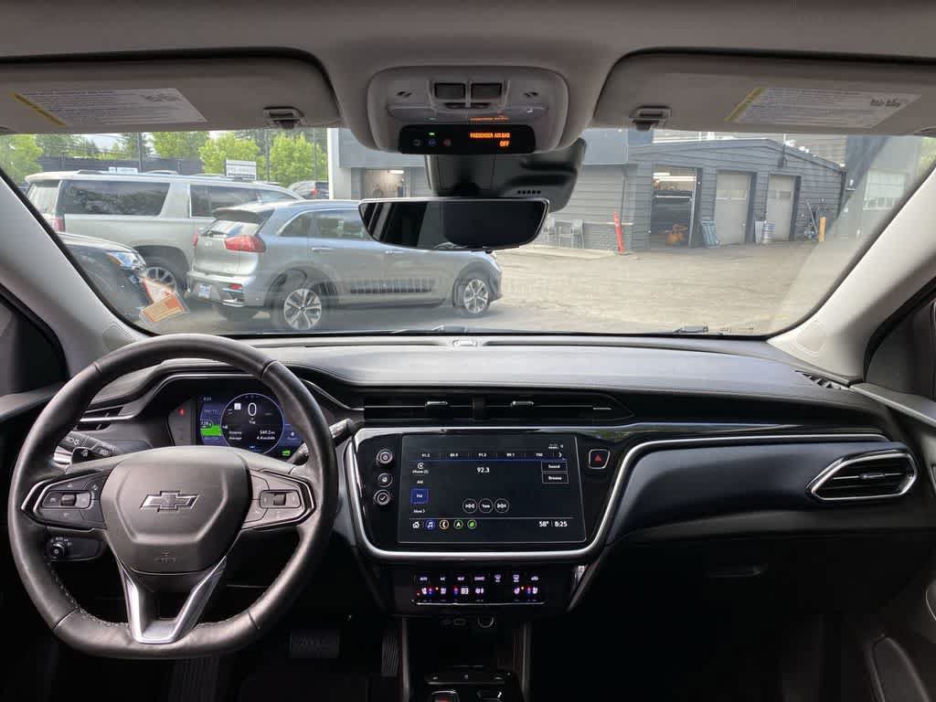 Used 2023 Chevrolet Bolt EUV Premier w/ Sun & Sound Package FWD image 13