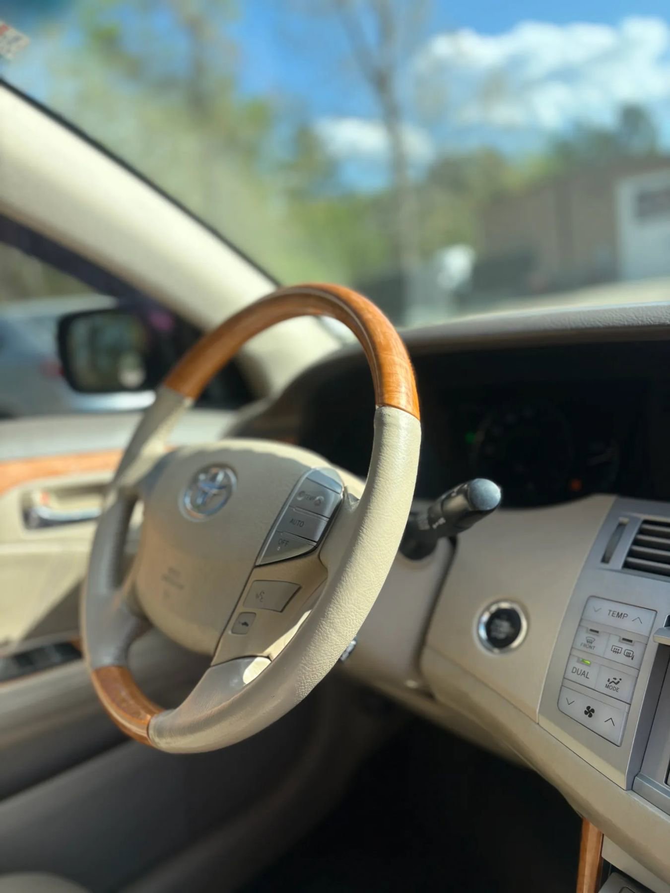 Used 2007 Toyota Avalon Limited FWD image 24