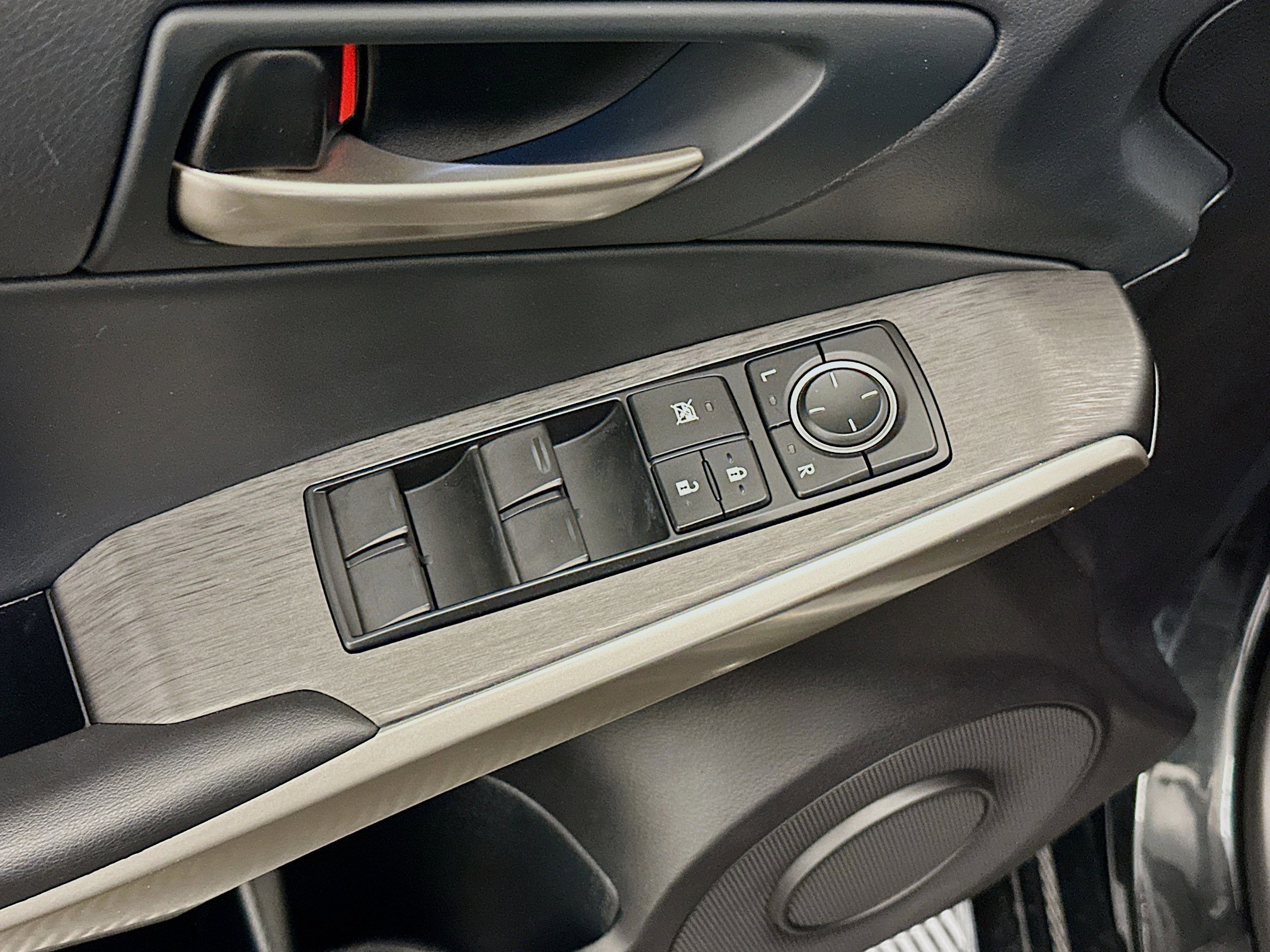 Used 2020 Lexus IS 350 F Sport image 15