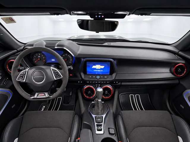 Used 2022 Chevrolet Camaro SS RWD image 28