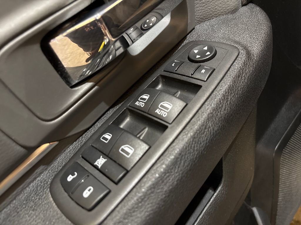 Used 2024 RAM 1500 Classic SLT image 11