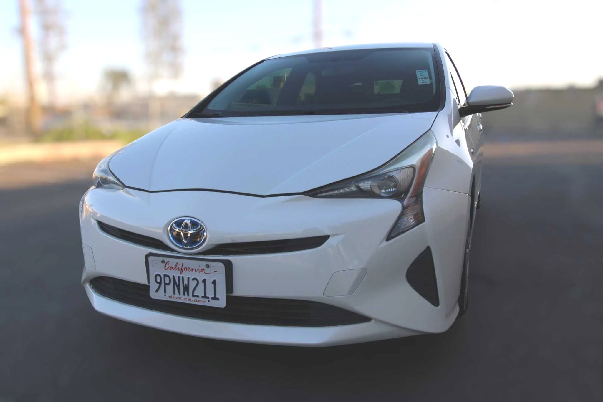 Used 2016 Toyota Prius Two image 2