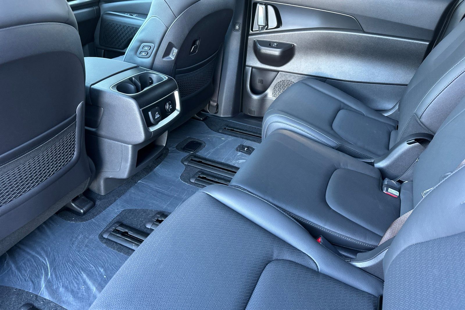 New 2026 Kia Carnival SX Prestige image 12