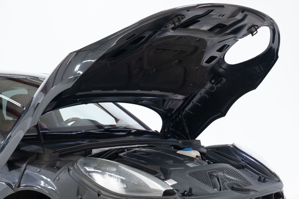 Used 2017 Porsche Macan Turbo image 78