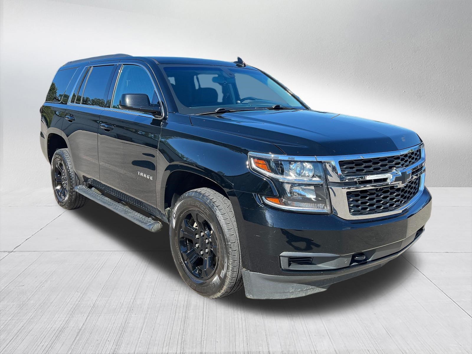 Used 2019 Chevrolet Tahoe LS AWD/4WD image 3