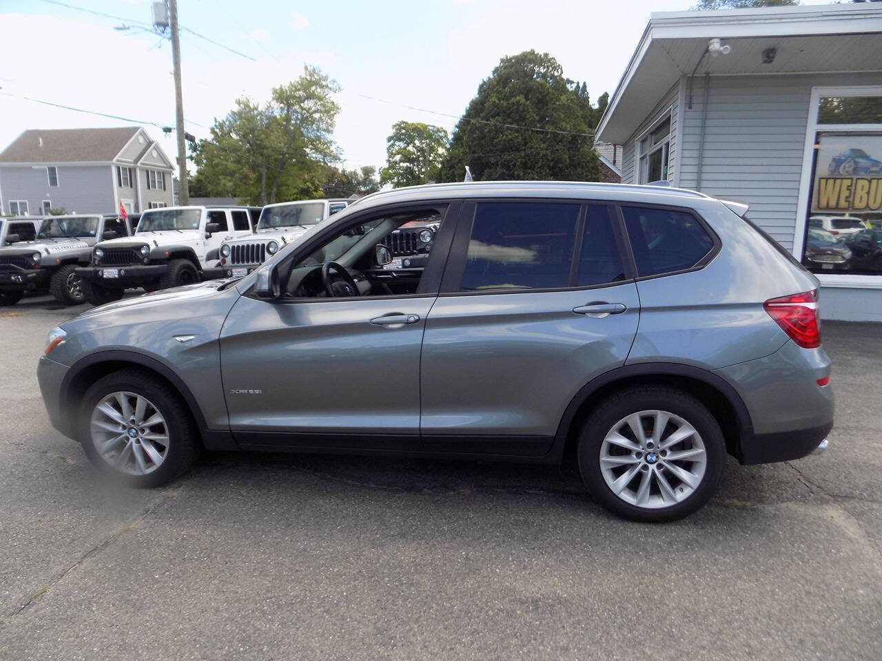 Used 2017 BMW X3 xDrive28i AWD/4WD image 7