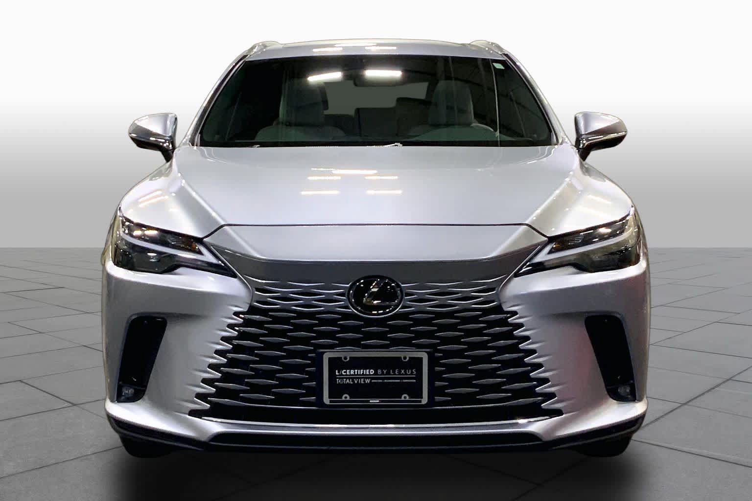 Used 2025 Lexus RX 350 Premium w/ Convenience Package AWD/4WD image 4