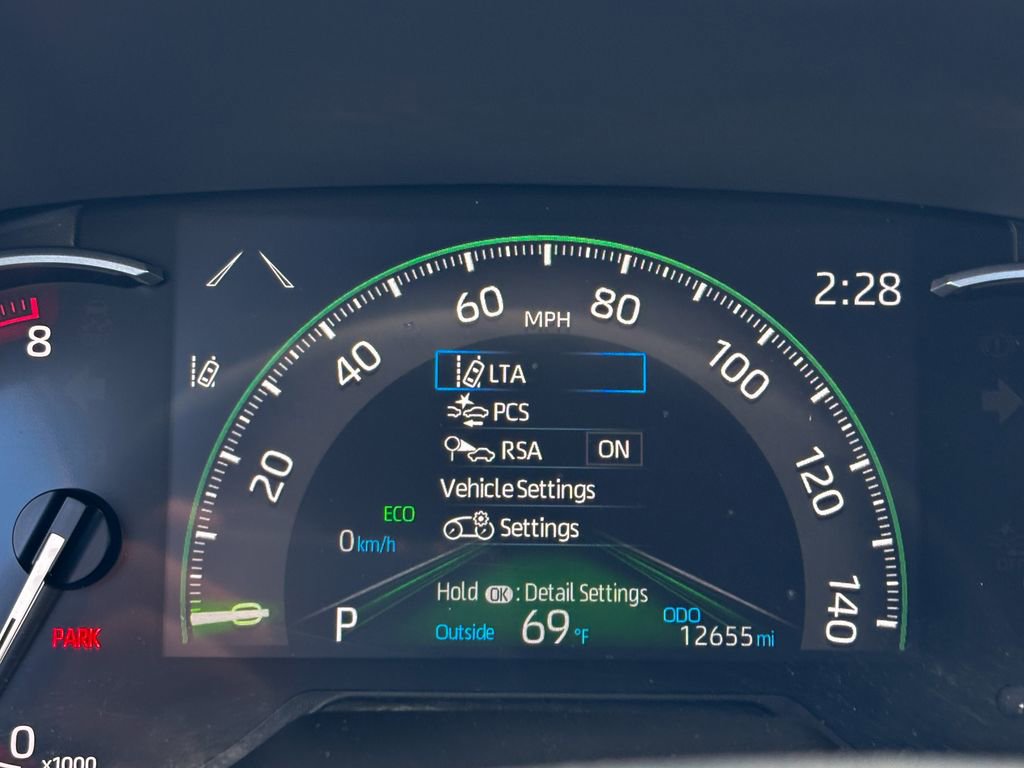 Certified 2025 Toyota RAV4 LE FWD image 29