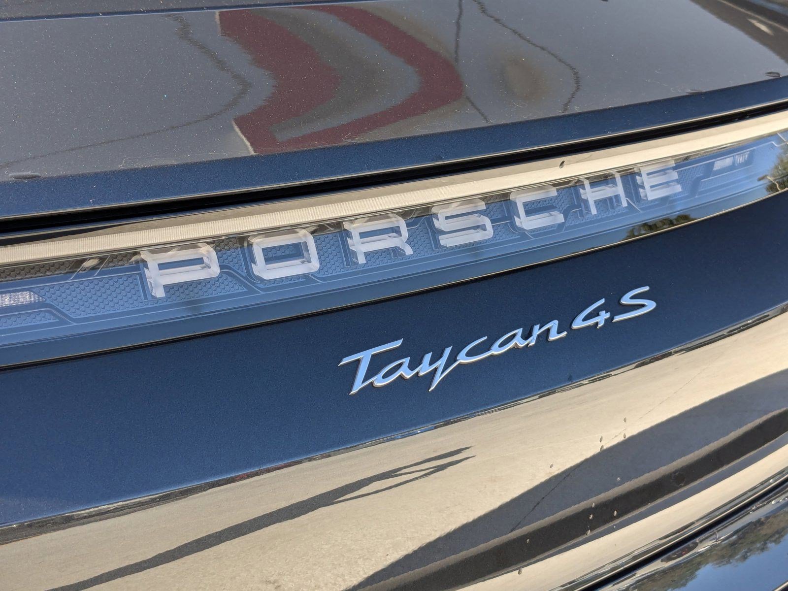 New 2025 Porsche Taycan 4S image 11