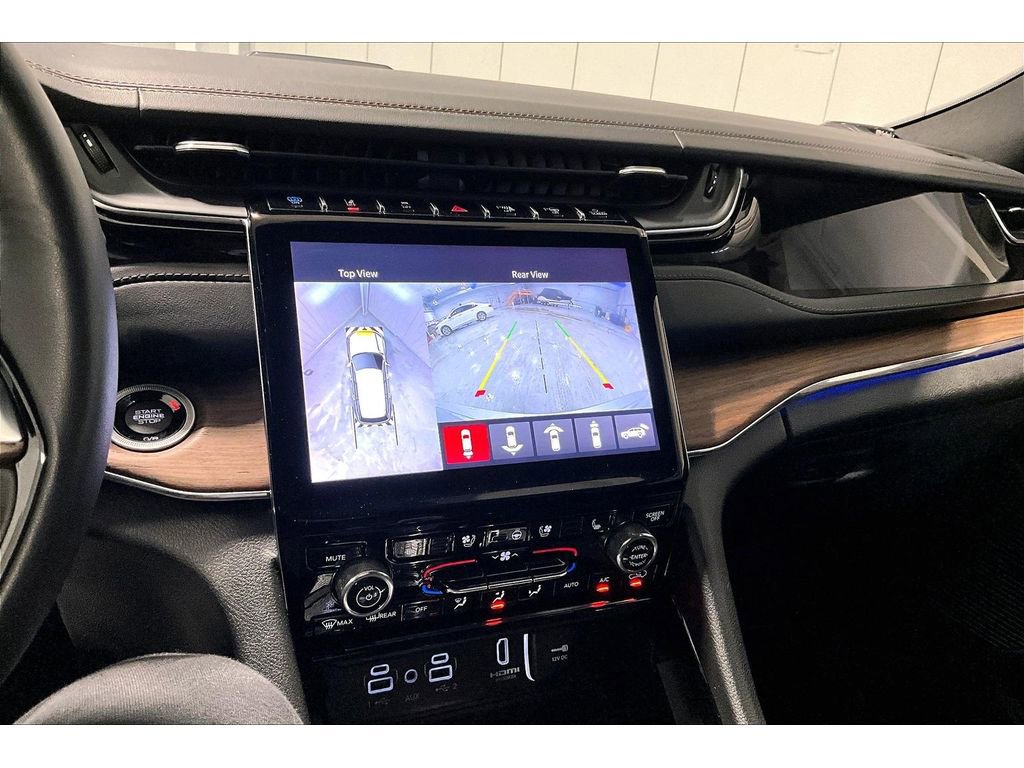 Used 2024 Jeep Grand Cherokee Summit w/ Luxury Tech Group V image 23