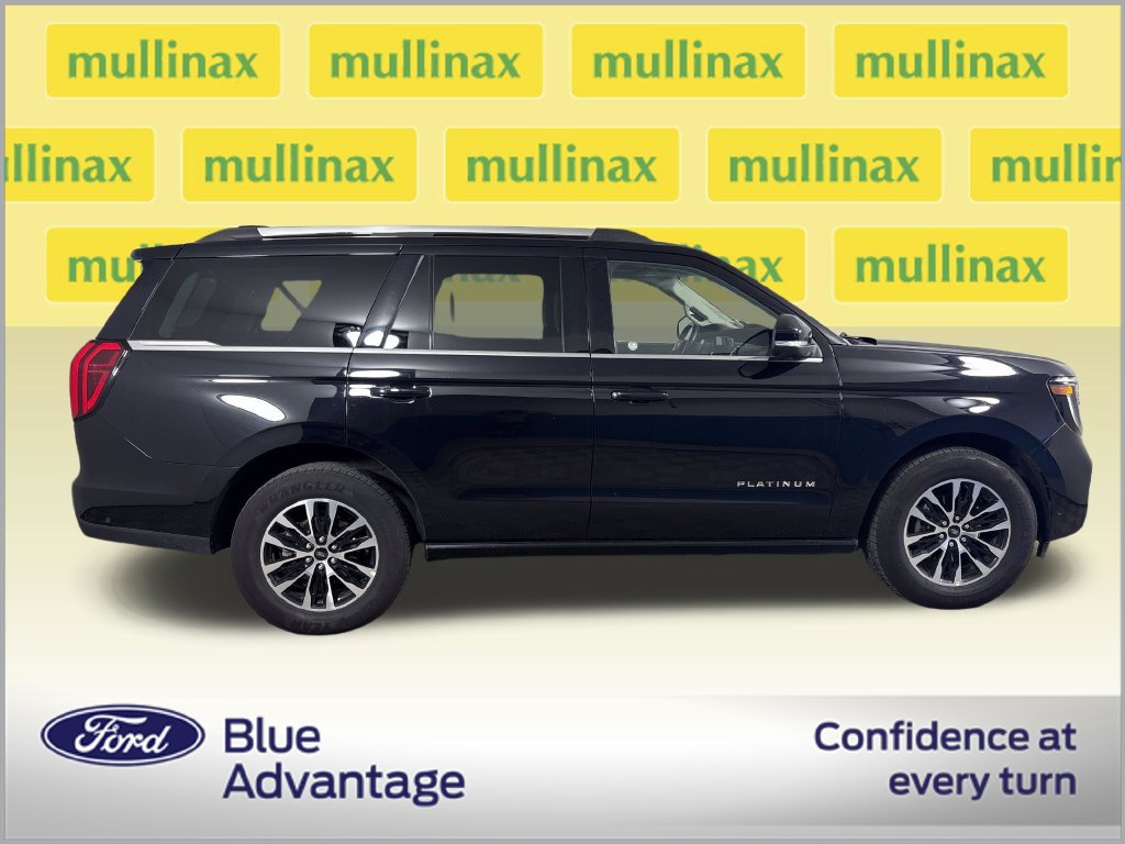 Certified 2025 Ford Expedition Platinum AWD/4WD image 2