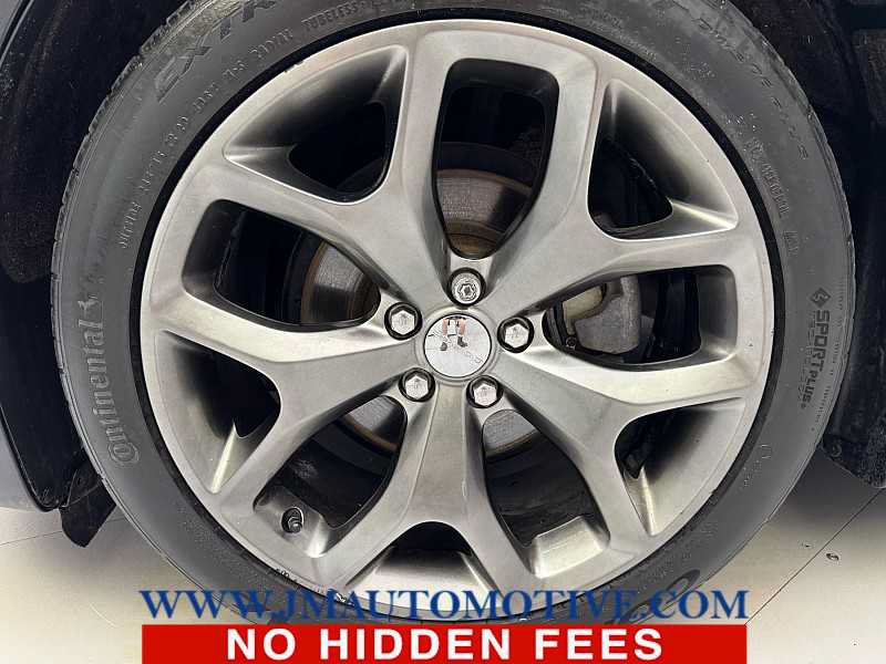 Used 2015 Dodge Charger SXT RWD image 9