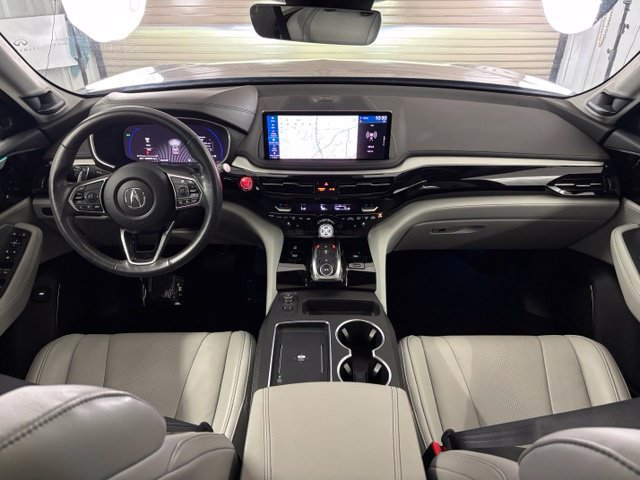 Used 2025 Acura MDX w/ Technology Package FWD image 13