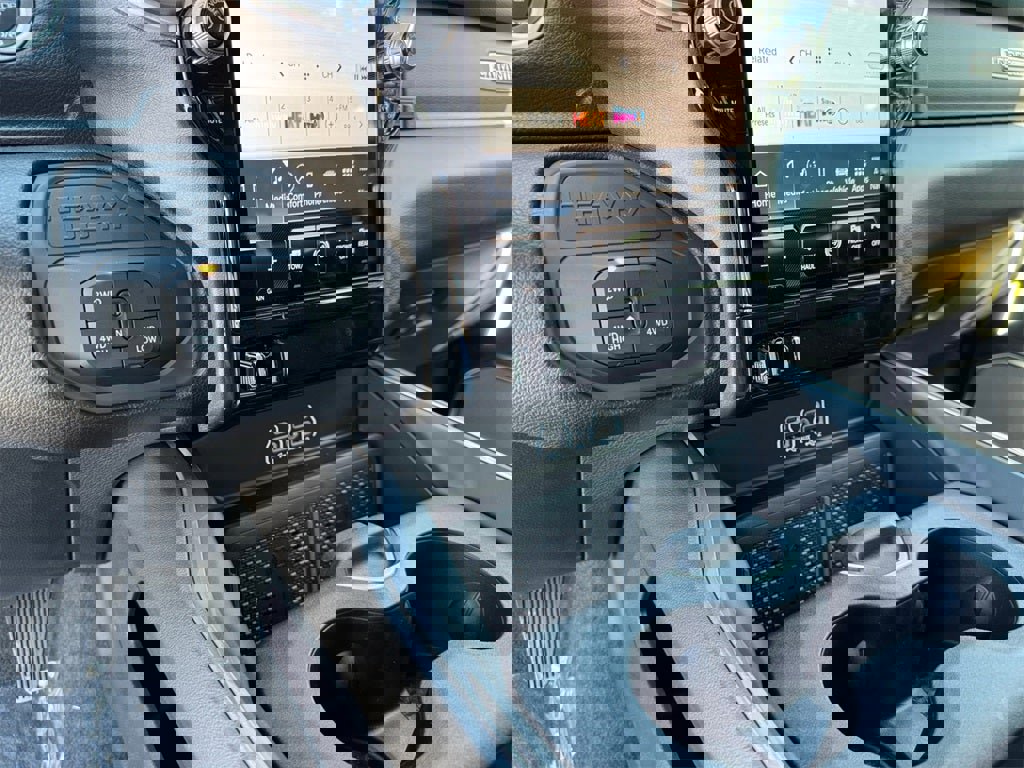 New 2025 RAM 2500 Laramie image 24