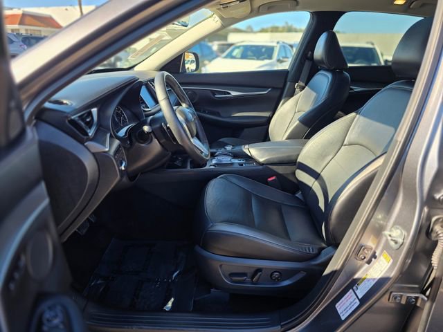 Used 2024 INFINITI QX50 Luxe image 16