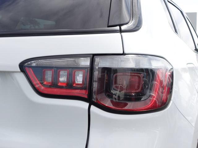 Used 2024 Jeep Compass Trailhawk AWD/4WD image 6