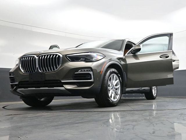 Used 2021 BMW X5 xDrive40i w/ Premium Package AWD/4WD image 42