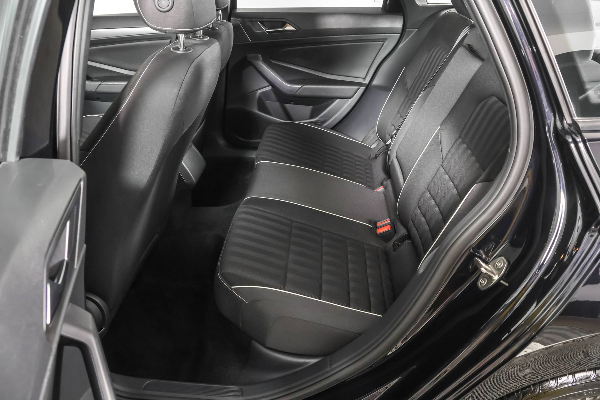Used 2024 Volkswagen Jetta Sport FWD image 35
