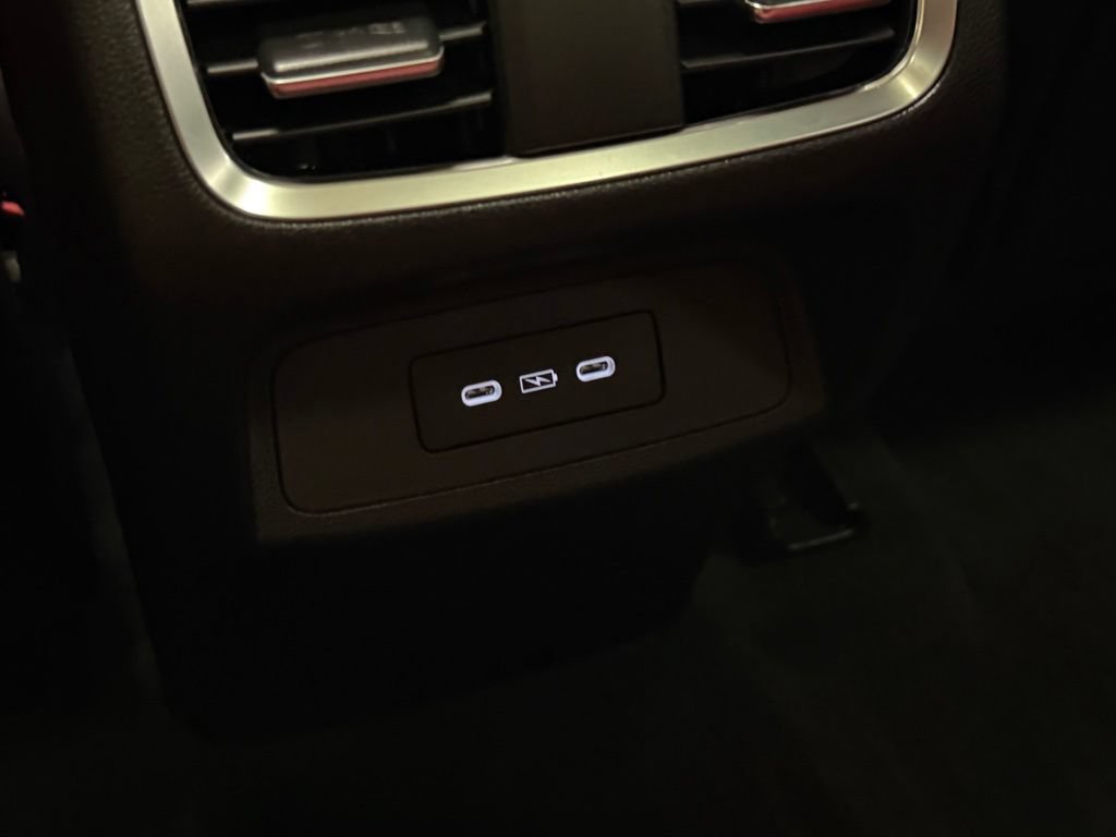 Used 2024 Acura RDX w/ Advance Package AWD/4WD image 32