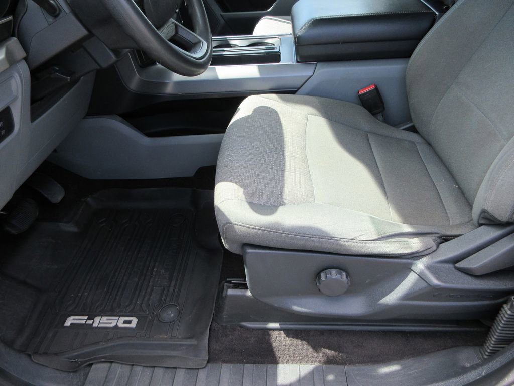 Used 2021 Ford F150 XLT AWD/4WD image 23