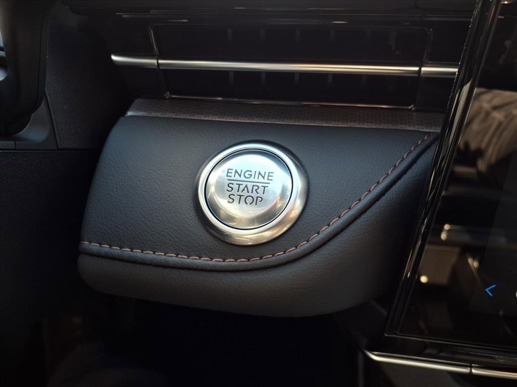 New 2026 Lincoln Nautilus Premier w/ Jet Appearance Package image 7