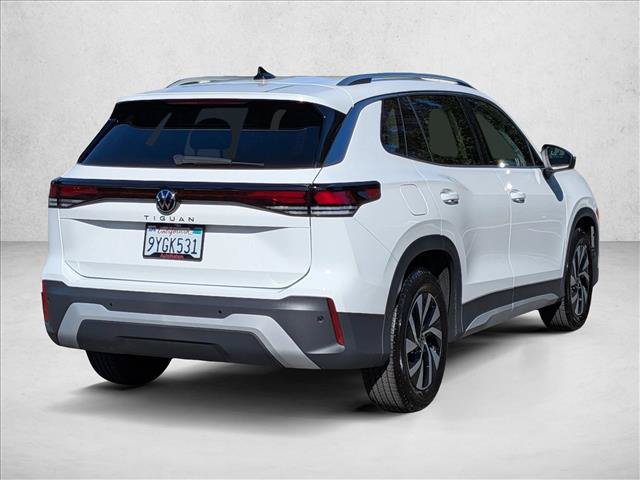 Used 2026 Volkswagen Tiguan S FWD image 5
