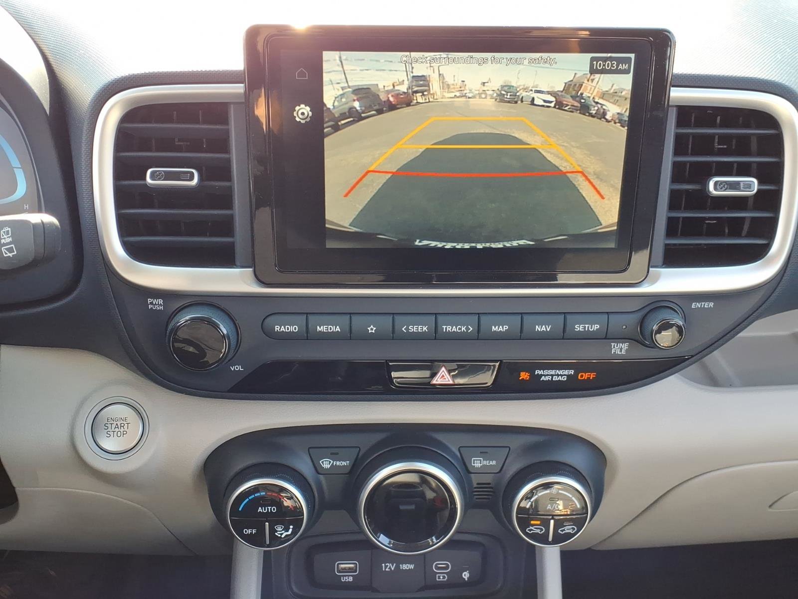 Certified 2023 Hyundai Venue Limited FWD image 18