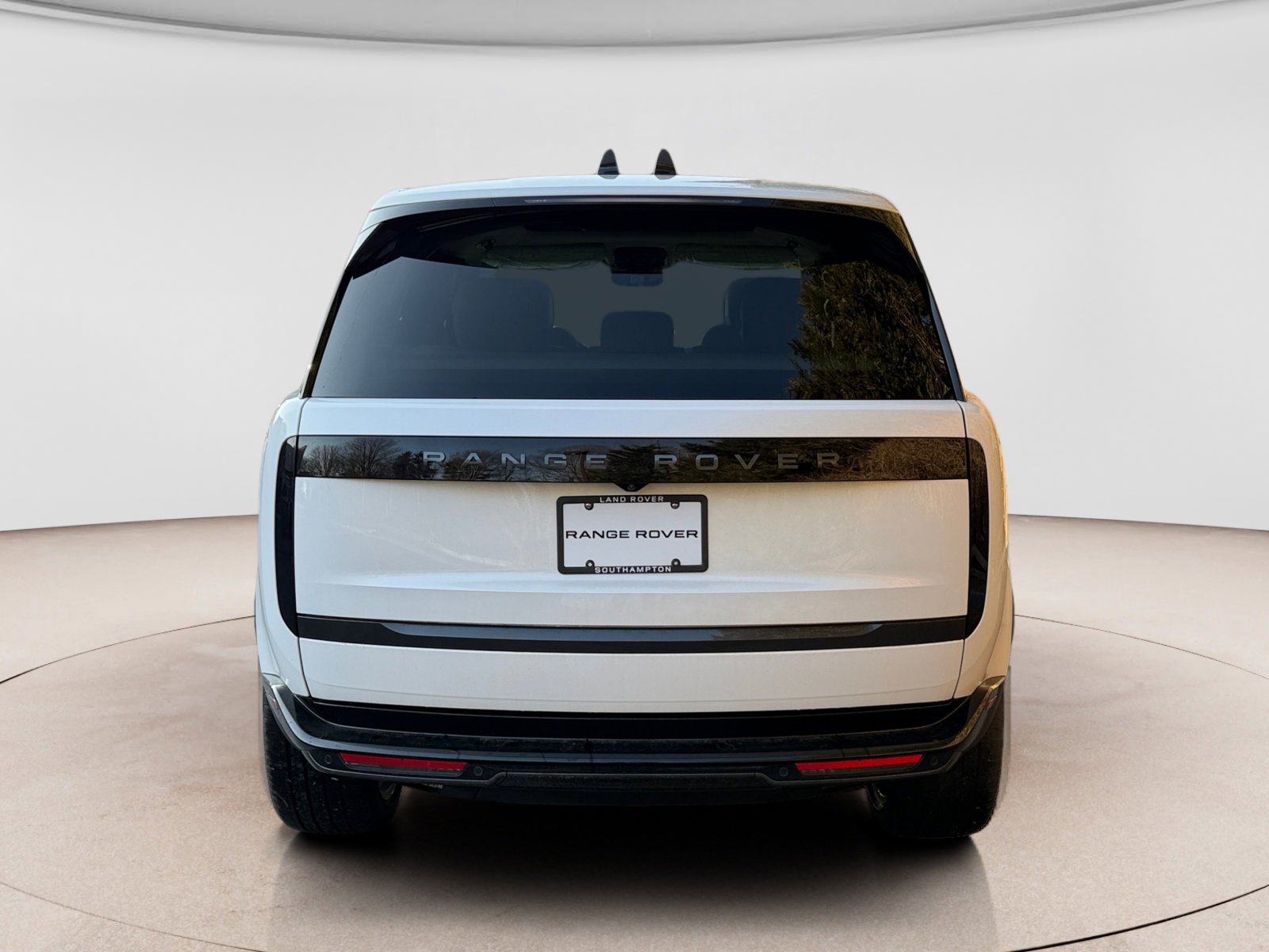 New 2026 Land Rover Range Rover SE AWD/4WD image 4
